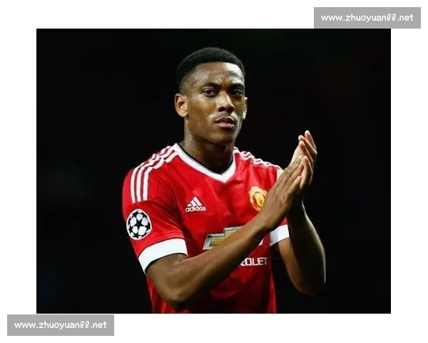 欧洲五大联赛焦点战报与转会动态深度解析前瞻国家队备战全景观察